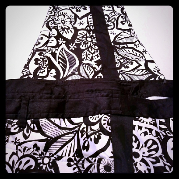 NEW Lane Bryant Floral Sateen Ankle Pants sz 26W - Picture 3 of 5